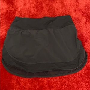 Black lululemon tennis skirt